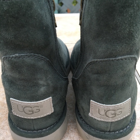 UGG Abree II Genuine Sheepskin Mini Boots 6 - Picture 9 of 12